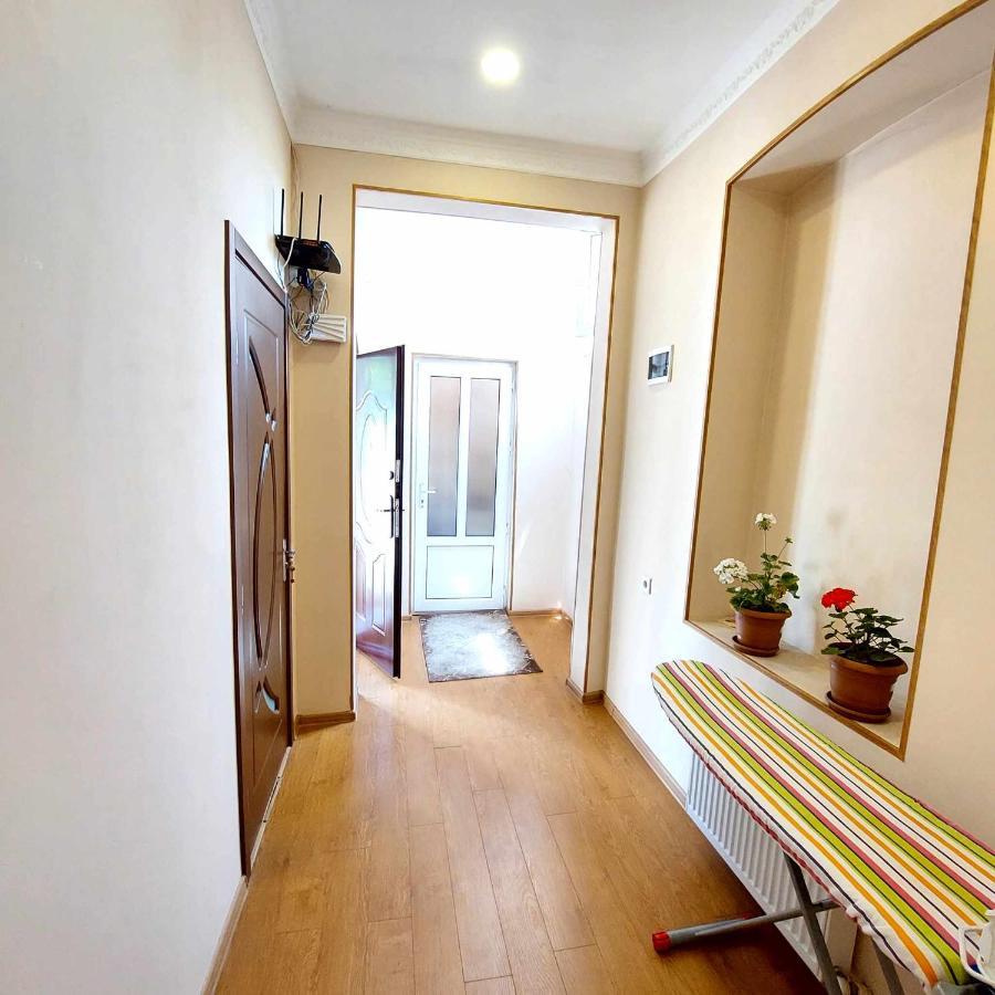 Dodo-Inga'S Apartment Тбилиси Екстериор снимка